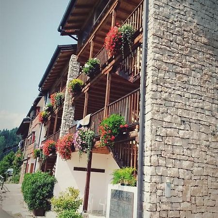 B&B Val Maschi Lamon Екстер'єр фото